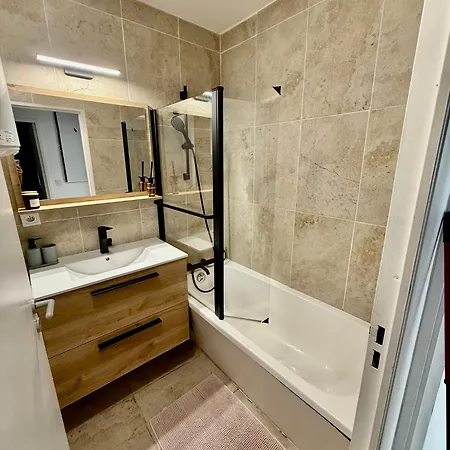 Evasion Chic A - Parking Prive - Clim *